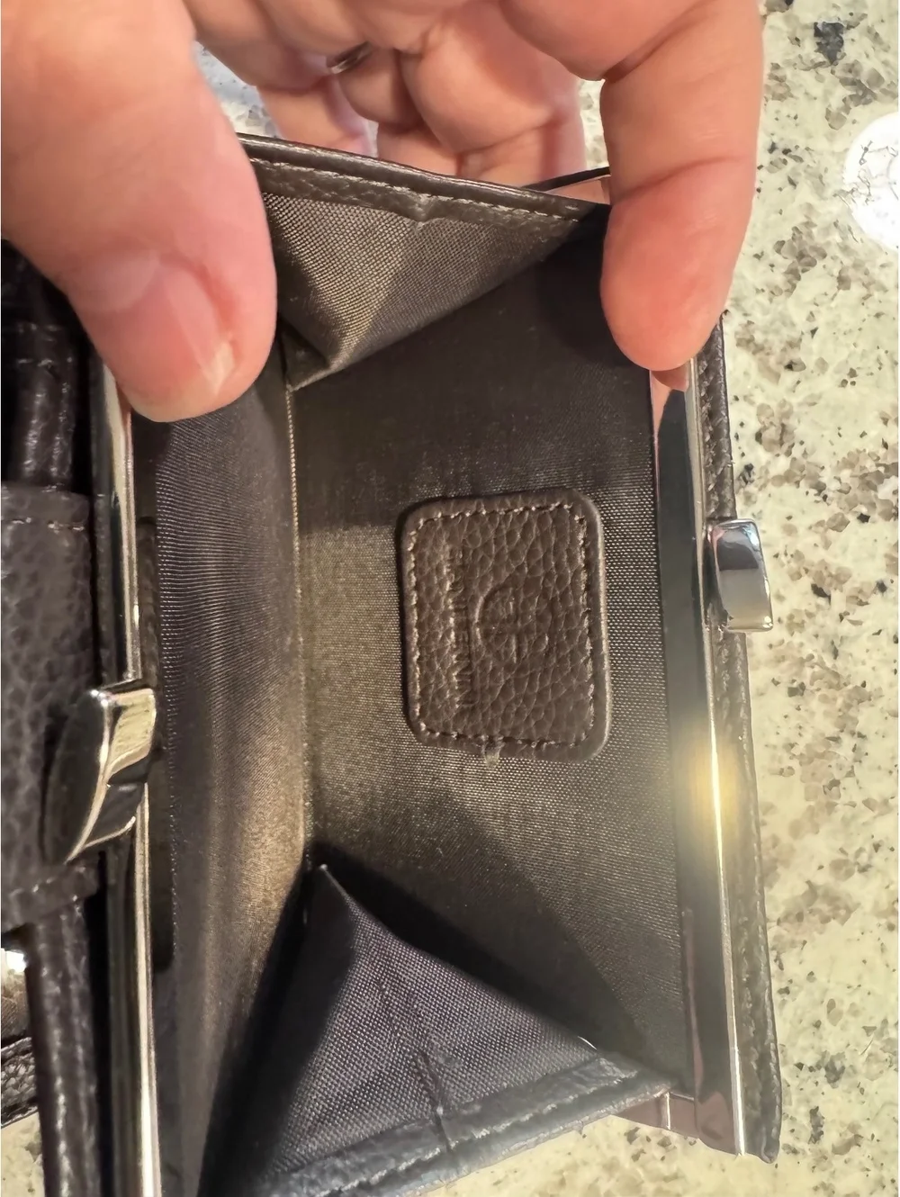 Giani Bernini Black Pebbled Leather Organizer Wallet Kiss Lock Coin Purse